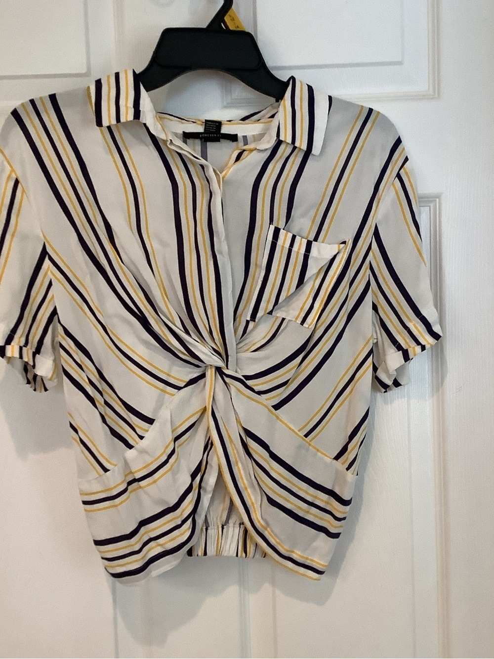 Forever 21 White Striped Twist-Front Short Sleeve Blouse